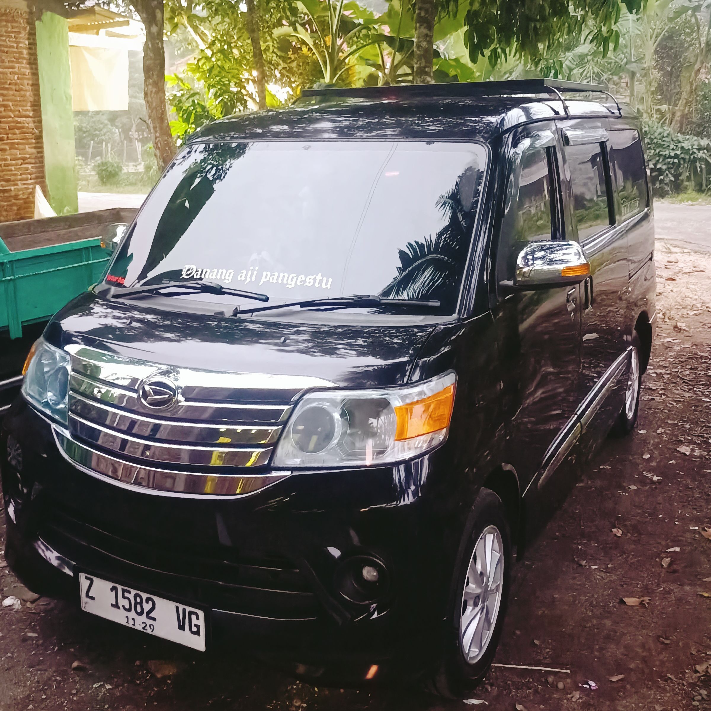 Rental Mobil Travel